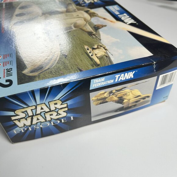 AMT ERTL Star Wars Episode 1 Trade Federation Tank 1:32 Vintage Model Kit 1999 - Picture 4 of 12